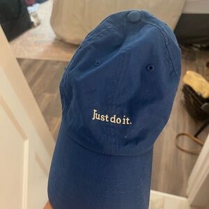 Nike Heritage Blue Cap